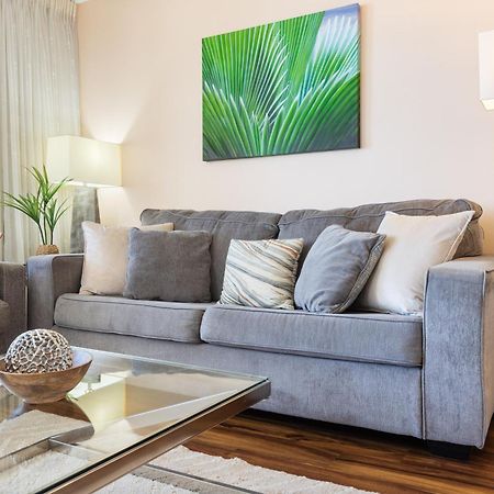Beautifully Renovated 32Nd Floor Deluxe Ocean View Waikiki Condo Condo Honolulu Dış mekan fotoğraf