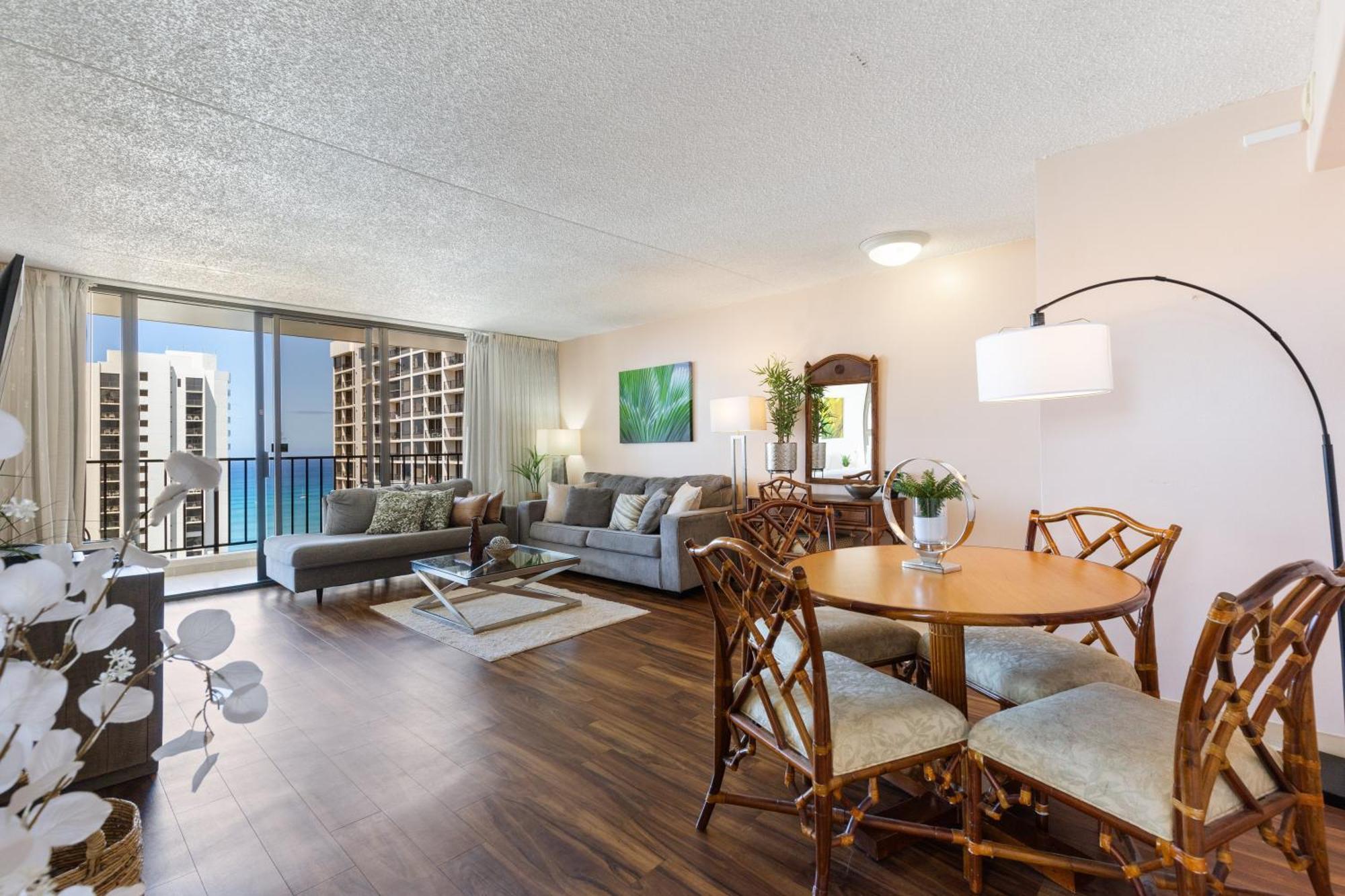 Beautifully Renovated 32Nd Floor Deluxe Ocean View Waikiki Condo Condo Honolulu Dış mekan fotoğraf